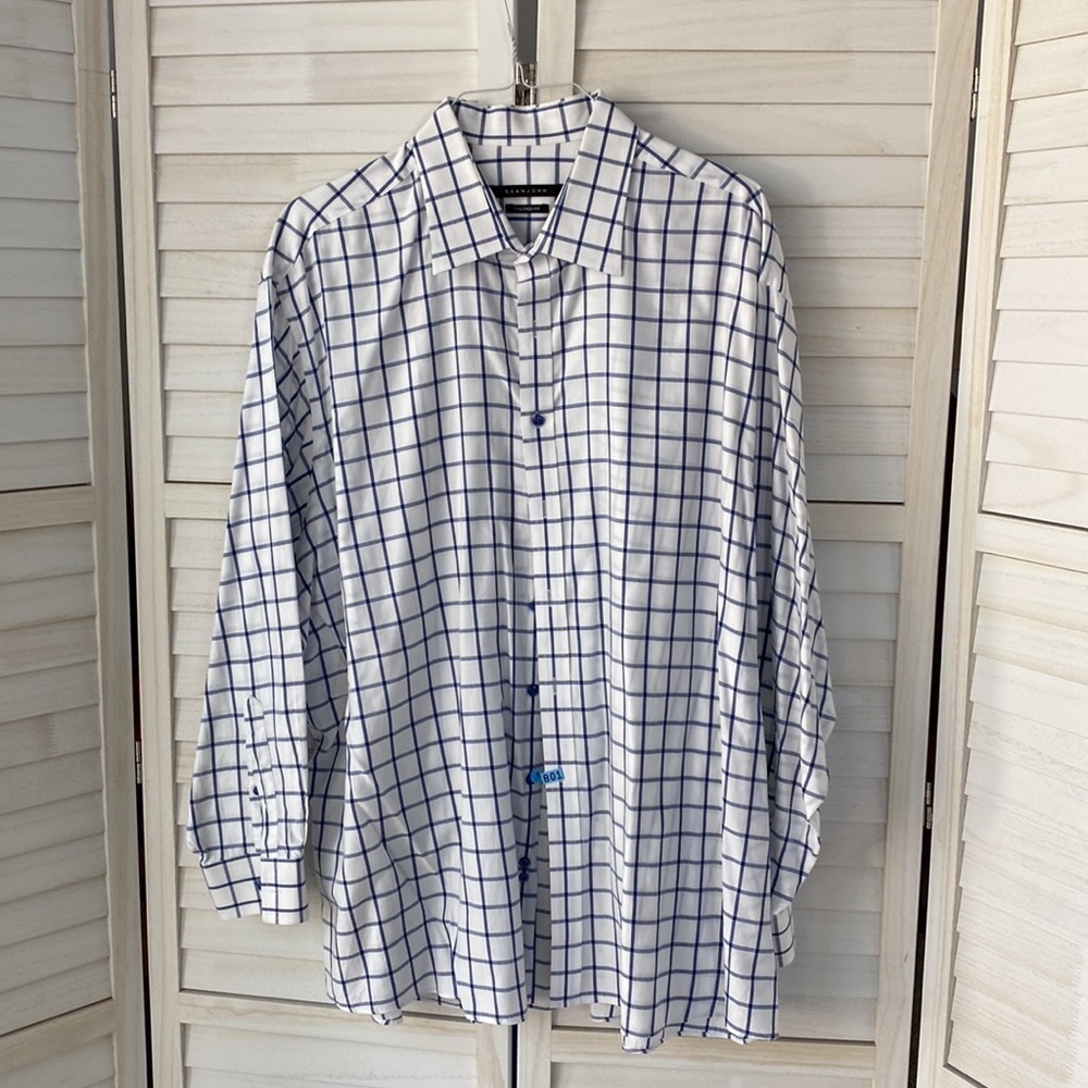 SEAN JOHN DRESS SHIRT